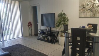 14415 SW 88th St, Unit G106 in Miami, FL - Building Photo