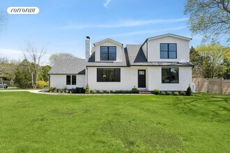 1 Friese Dr in East Quogue, NY - Building Photo - Building Photo