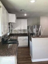 7218 Forefather St in Las Vegas, NV - Building Photo - Building Photo