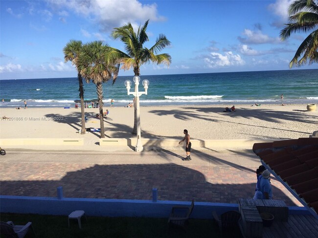 3400 N Surf Rd-Unit -6 in Hollywood, FL - Building Photo - Building Photo