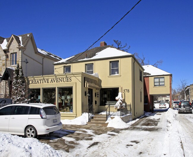 378 Fairlawn Ave in Toronto, ON - Building Photo - Building Photo