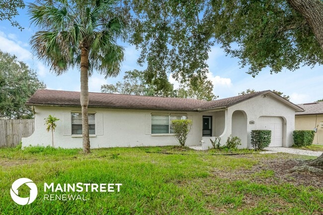 2208 Spring Cir in Cocoa, FL - Foto de edificio - Building Photo