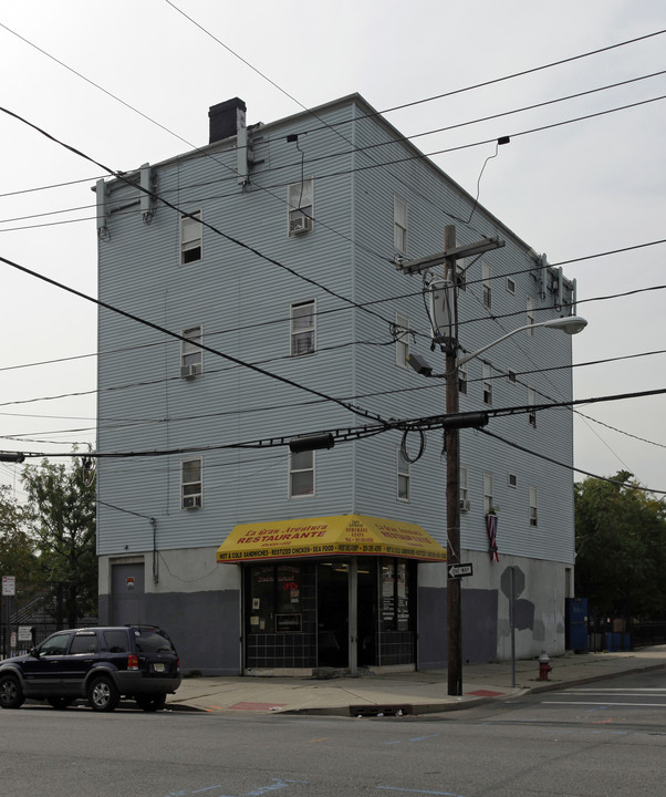 337-339 Johnston Ave in Jersey City, NJ - Building Photo