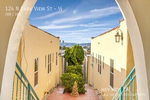 124 N Park View St in Los Angeles, CA - Building Photo
