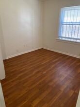 5424 S Van Ness Ave in Los Angeles, CA - Building Photo - Building Photo