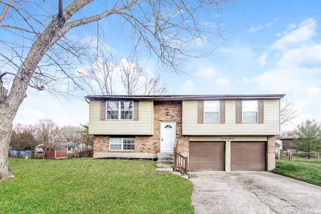 property at 9354 Kingsboro Ct