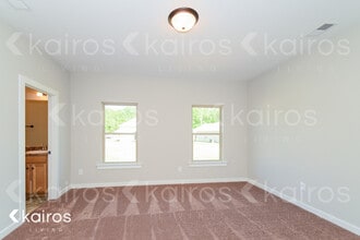 46 HAWK LN, Unit 2 in Lincoln, AL - Foto de edificio - Building Photo