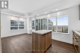 2 Teagarden Ct in Toronto, ON - Building Photo