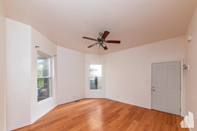 1310 W Winnemac Ave in Chicago, IL - Building Photo - Building Photo