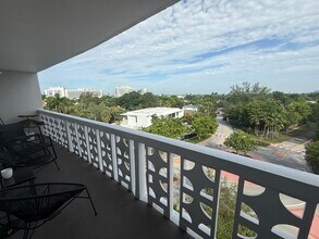 4141 Nautilus Dr, Unit 6f in Miami Beach, FL - Foto de edificio - Building Photo
