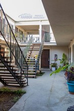 Carnegie Apartments in Redondo Beach, CA - Building Photo - Building Photo