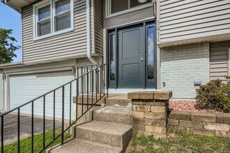 5611 Allemong Dr in Matteson, IL - Building Photo - Building Photo