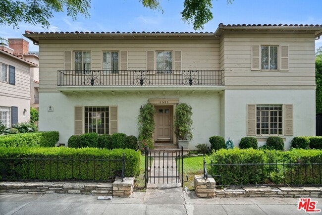 148 S Camden Dr in Beverly Hills, CA - Building Photo - Building Photo