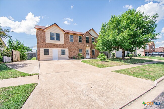 5011 White Rock Dr