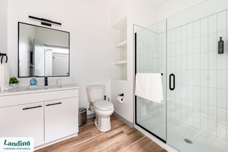 39 Railroad Ave, Unit 438 in Haverhill, MA - Building Photo - Building Photo