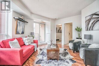 20 Collier St in Toronto, ON - Building Photo - Building Photo