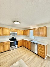 112 Anderson Ct in Richmond, KY - Building Photo - Building Photo