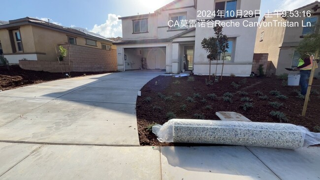 8261 Tristan Ln in Riverside, CA - Building Photo - Building Photo