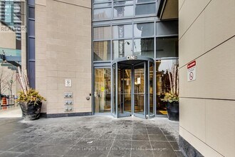 1 The Esplanade in Toronto, ON - Building Photo - Building Photo