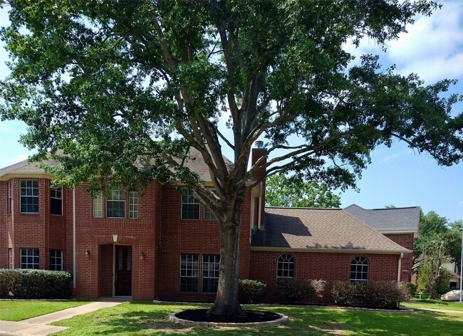 property at 7211 N Hearthstone Green Dr