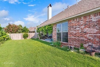 244 Gloucester Dr in Bossier City, LA - Foto de edificio - Building Photo