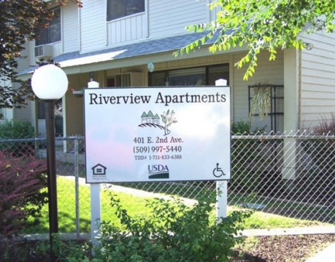 Riverview Apartments in Twisp, WA - Foto de edificio