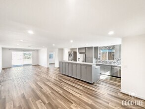 7080 Hillsboro St in San Diego, CA - Building Photo - Building Photo