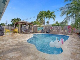 2750 NE 10th Ave in Pompano Beach, FL - Building Photo