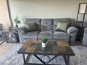 1965 S Ocean Dr in Hallandale Beach, FL - Foto de edificio - Building Photo