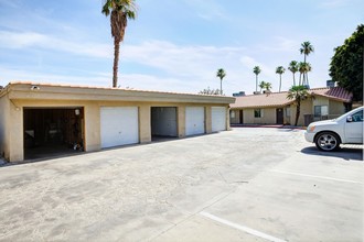 Plaza Del Sol I in Indio, CA - Building Photo - Building Photo