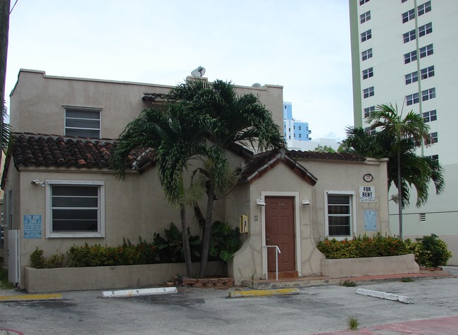 237 38th St in Miami Beach, FL - Building Photo - Building Photo