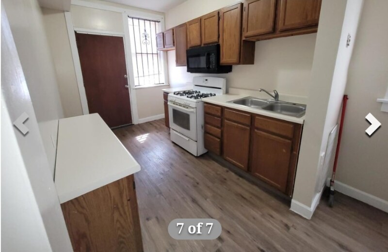 6725 S Clyde Ave in Chicago, IL - Building Photo