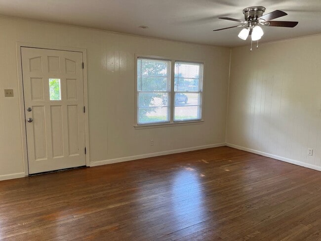 1501 Leslie St in Bossier City, LA - Building Photo - Building Photo