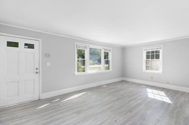 2010 McAfee Rd in Decatur, GA - Building Photo - Building Photo