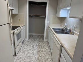 432 Shawnee Dr in Huntington, WV - Building Photo - Building Photo