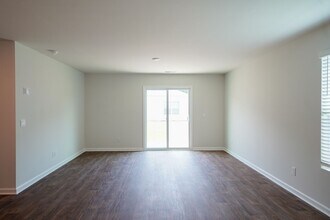 128 Painted Lady Lp in Savannah, GA - Building Photo - Building Photo
