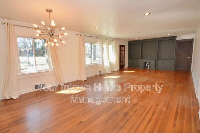 1222 Oakfield Dr SE in Atlanta, GA - Building Photo - Building Photo