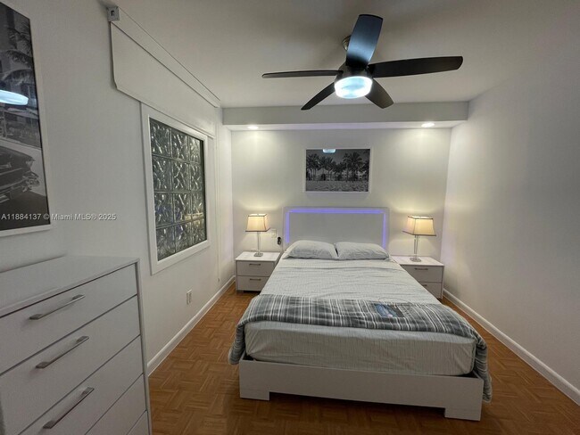 property at 14615 N Miami Ave