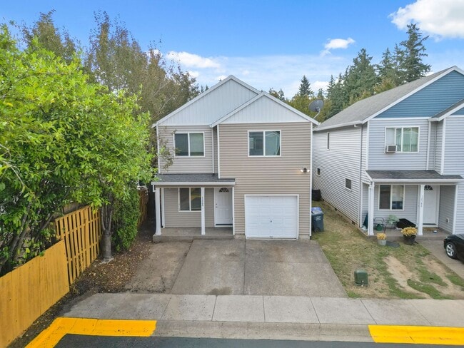 property at 12588 SE Ramona St