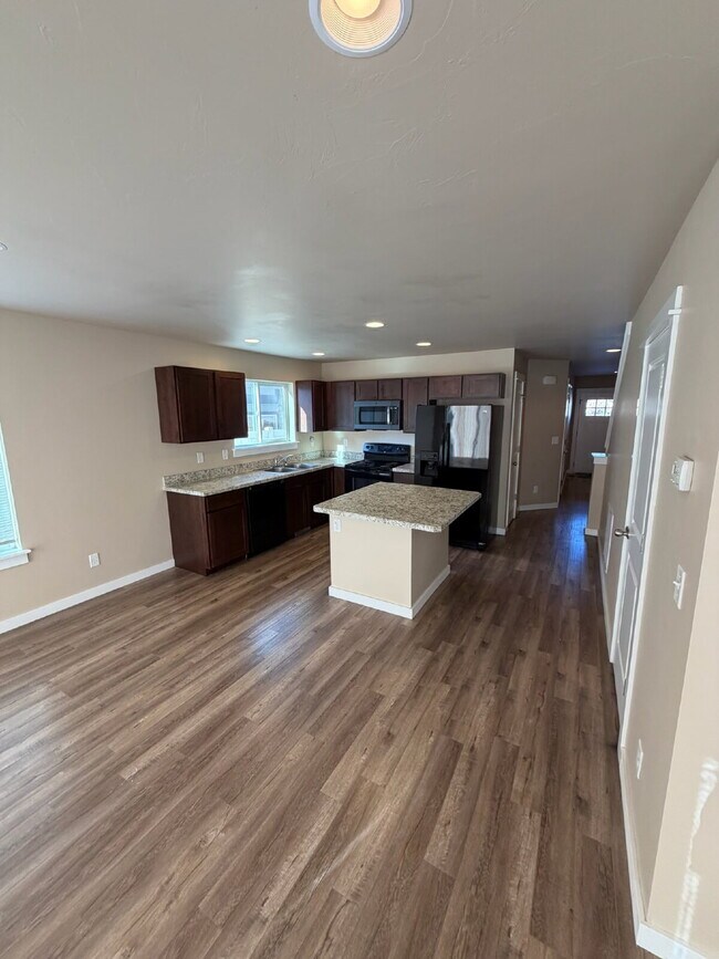 property at 4022 Sunstone St