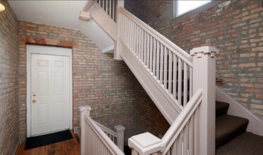 7223 S Euclid Ave, Unit 3A in Chicago, IL - Building Photo - Building Photo