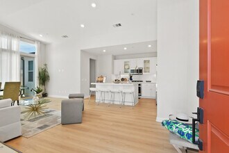 12639 Elizabeth Wy in San Diego, CA - Building Photo - Building Photo