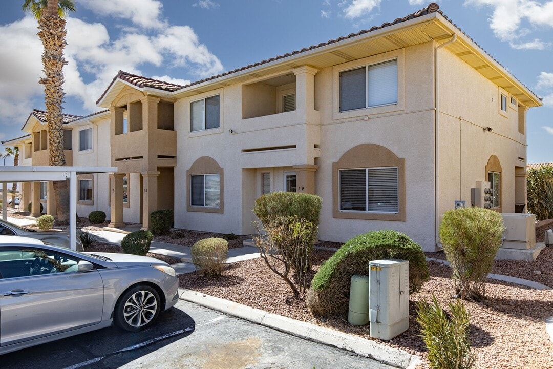700 Aztec Cir in Mesquite, NV - Building Photo