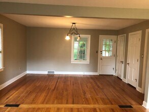 4032 Elmwood Ave in St Matthews, KY - Building Photo - Building Photo