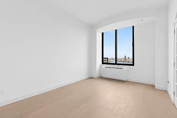 99 Battery Pl in New York, NY - Building Photo - Building Photo