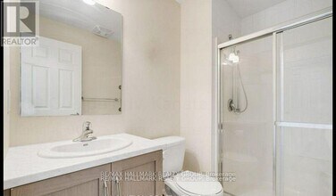 180 Guelph Private in Ottawa, ON - Building Photo - Building Photo