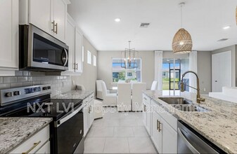 440 Coral Reef Pl in Cape Coral, FL - Building Photo - Building Photo