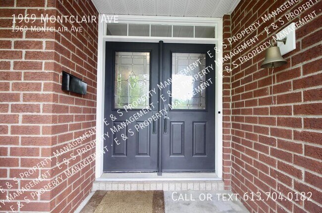 1969 Montclair Ave in Ottawa, ON - Building Photo - Building Photo