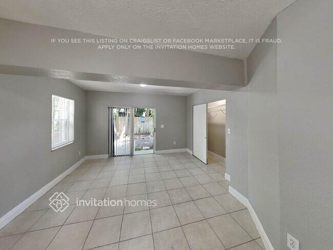 18461 NE 21st Ave in North Miami Beach, FL - Building Photo - Building Photo