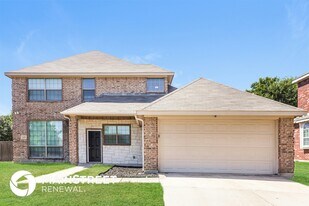 1229 Granada Dr in Desoto, TX - Building Photo